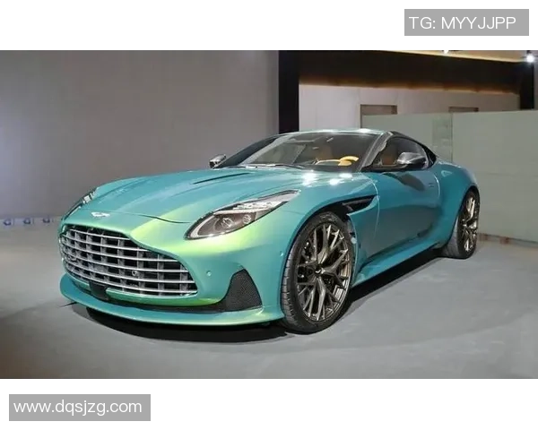 阿斯顿马丁与足球的完美结合：跨界合作引领豪车与体育新风潮